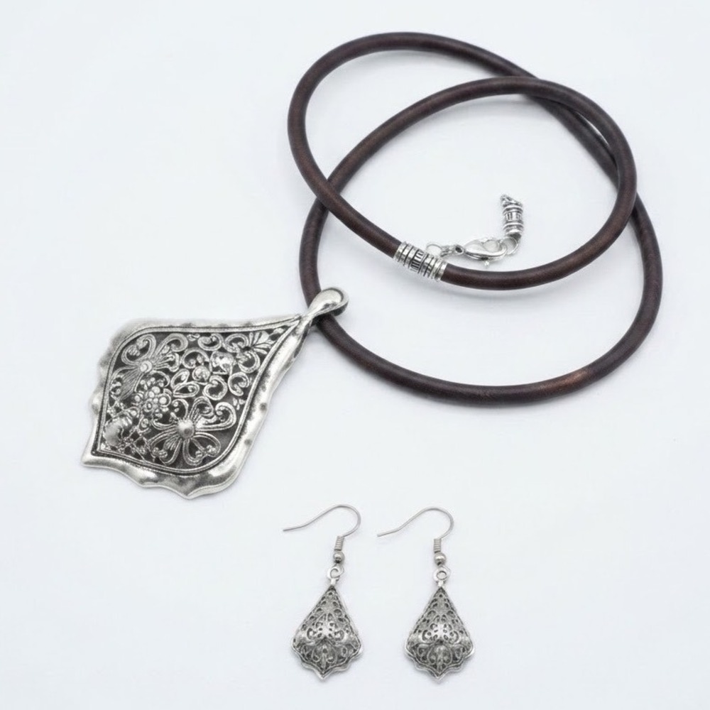 Silver Tone Filigree Pendant Cord Necklace and Drop Earring Set Bohemian Style